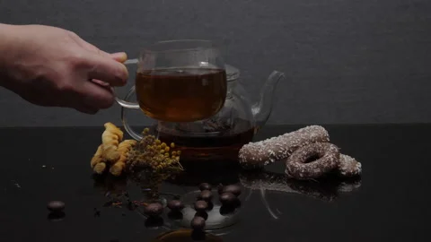 We put a cup of tea on the table Stock-Footage 178422822