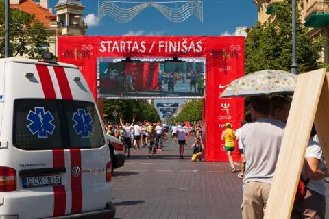 We run Vilnius / DNB half-marathon Stock Photos