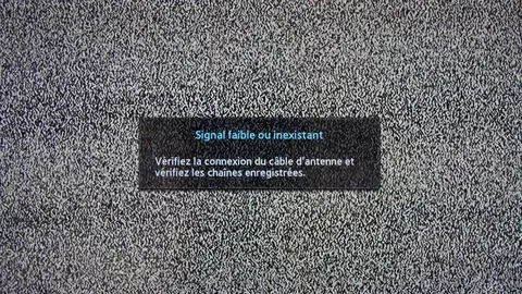 Weak or No Signal inscription on televis... | Stock Video | Pond5