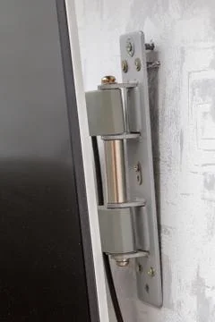 Weak plastic dowels come out from wall and monitor or tv mount Фото