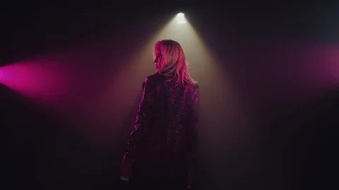 Wealthy model posing in studio. Video stock 101551144