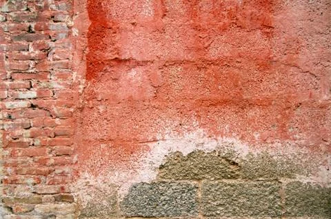 Weathered red wall Stock-Fotos