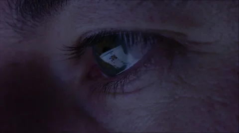 Web Reflection in Eye Video stock 61163617