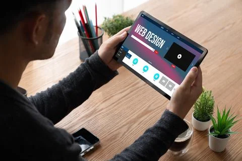 Website design software provide modish template for online retail business Stock Photos