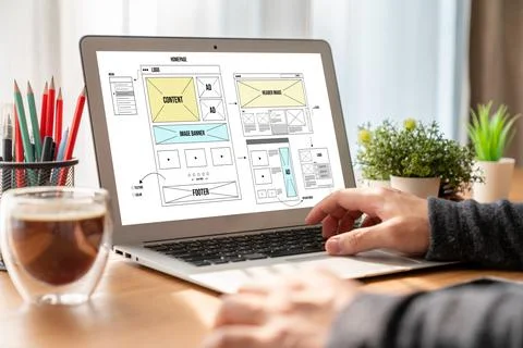 Website design software provide modish template for online retail business Stock Photos