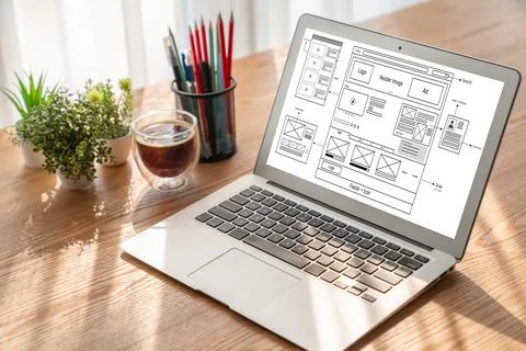 Website design software provide modish template for online retail business Foto stock