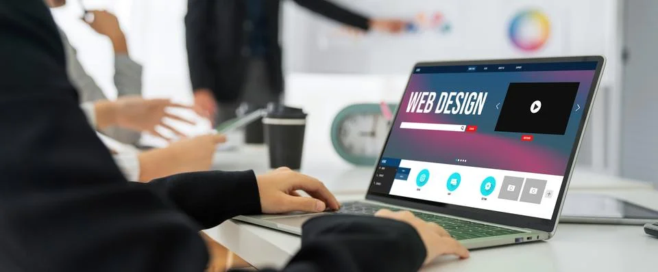 Website design software provide modish template for online retail business Foto stock