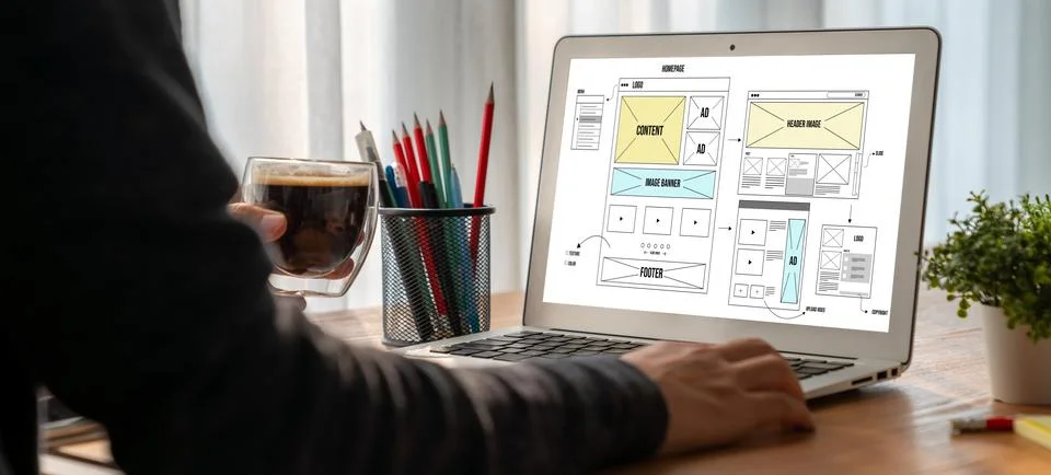 Website design software provide modish template for online retail business Stock Photos