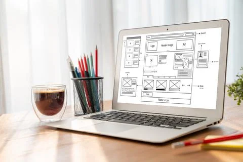 Website design software provide modish template for online retail business Stock Photos