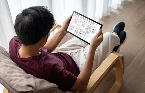 Website design software provide modish template for online retail business 写真素材