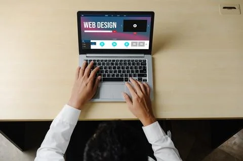 Website design software provide modish template for online retail business 库存照片