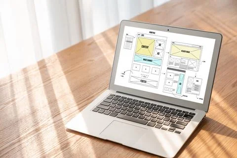 Website design software provide modish template for online retail business 库存照片
