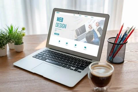 Website design software provide modish template for online retail business Foto stock