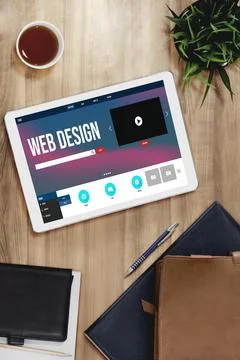 Website design software provide modish template for online retail business Stockfoto's