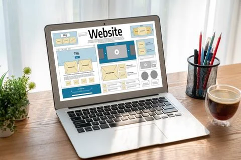 Website design software provide snugly template for online retail business Stock Photos