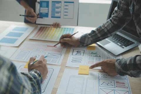 Website designer Creative planning application development draft sketch dra.. Foto stock