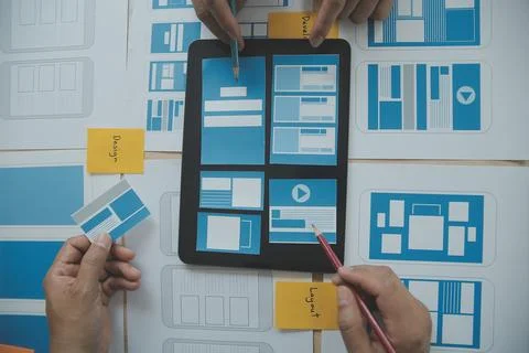 Website designer Creative planning application development draft sketch dra.. Foto stock