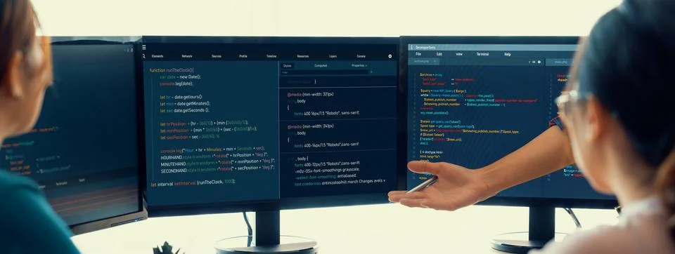 Website developer team brainstorming and sharing idea at office. Burgeoning. 스톡 사진
