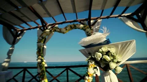 Wedding arch stands on the beach Video stock 22004535