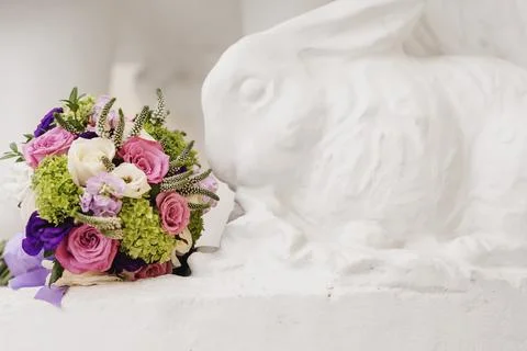 Wedding bouquet with roses and hydrangeas Stock Photos
