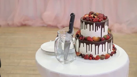 Wedding cake before being cutted Stock Footage 94388854