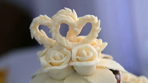 Wedding cake with color flore. cake with hearts Stockbeeldmateriaal 123779435