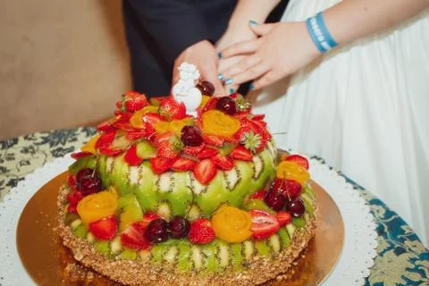 Wedding cake with figurines Fotos Stock