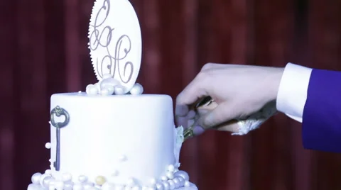 Wedding cake with initials 스톡 동영상 44476648