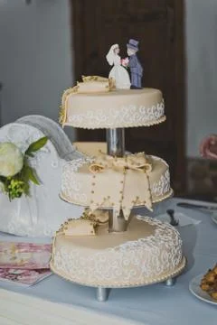Wedding cake on the table 6574. Stock Photos