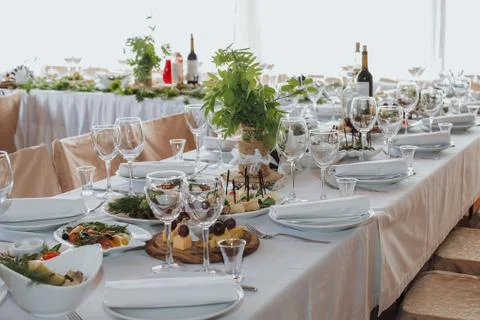 Wedding candy bar decoration setup with delicious cakes and sweets Fotos Stock