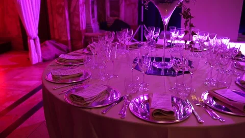 Wedding catering preparation, beautiful table set for a wedding in Ita.. Vídeo Stock 72365878