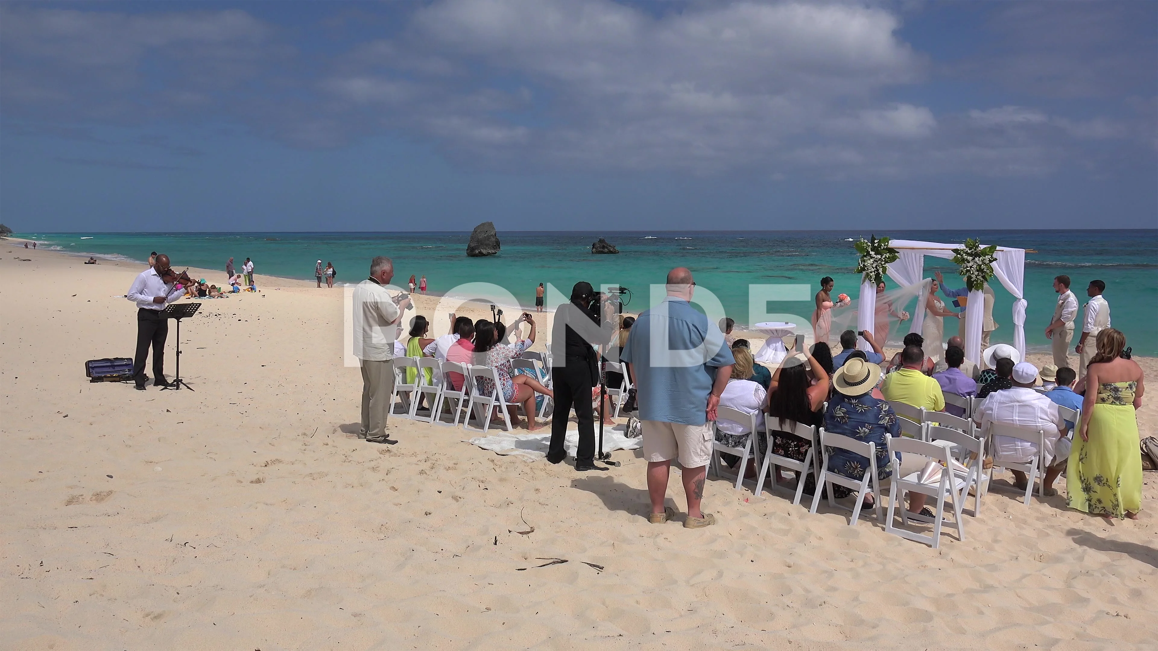 Wedding Ceremony At Bermuda Public Beach Hi Res 63559901