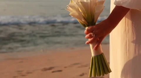 Wedding on a cliff in Bali Stock Footage 38320643