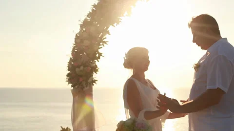Wedding on a cliff in Bali Stock Footage 38321072