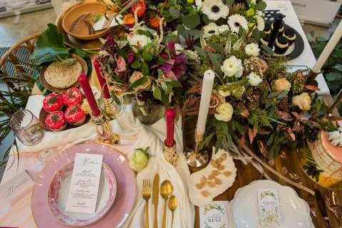 Wedding decoration on the table during the event before the wedding where the Фото