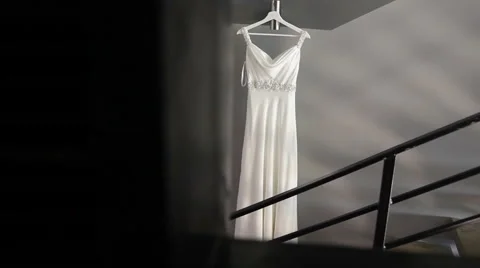 Wedding Dress On The Chandelier Vídeos de archivo 59663294