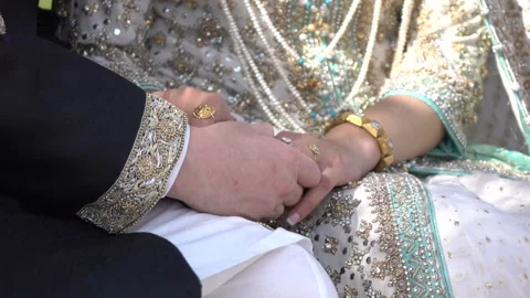 Wedding hands Stock-Footage 86476256