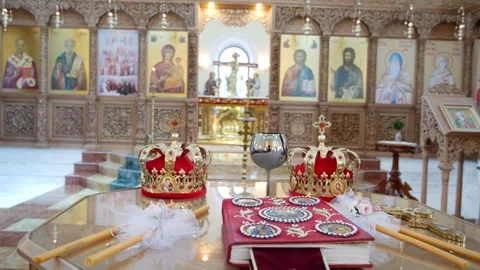 Wedding objects in church at altar table for ceremony 2 Vídeo Stock 240906661