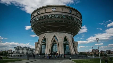 Wedding Palace hyper lapse. Civil registration building in Kazan. Kazan landmark Stock-Footage 84779355