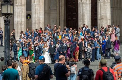 Wedding party pose on steps of St Paul's Cathedral Stock Photos
