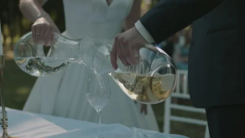Wedding pouring wine and water, ceremony Video stock 201242577
