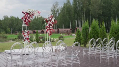 Wedding reception decor, fresh flower arrangements, a new design solution. Its Stock Footage 329095384