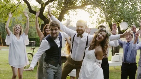 Wedding reception outside in the backyard. Stock Footage