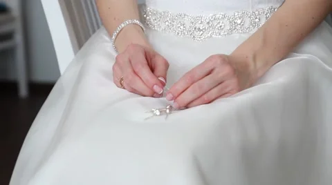 Wedding ring on bride's finger Video stock 50149553