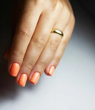 Wedding ring on hand, wedding ring on hand of bride Photos