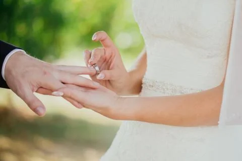 Wedding ring hands love Stock-Fotos