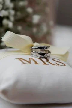 Wedding ring with pillow Foto stock