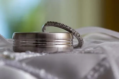 Wedding rings 2 Stock Photos