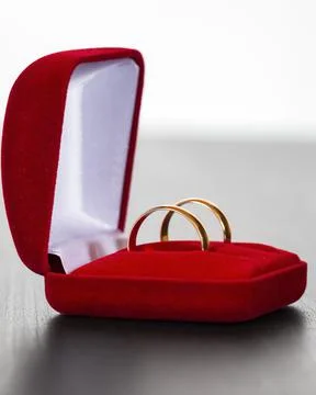Wedding rings in a box Stock Photos