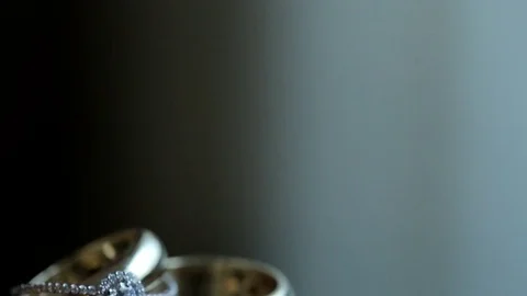 Wedding rings Video stock 80363591